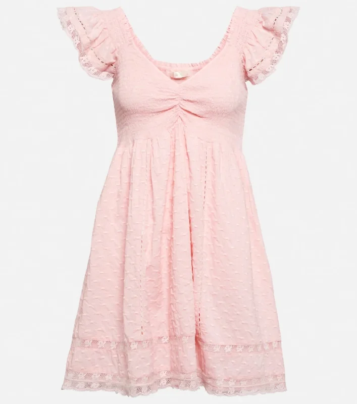 Athalia Dress In Millennial Pink