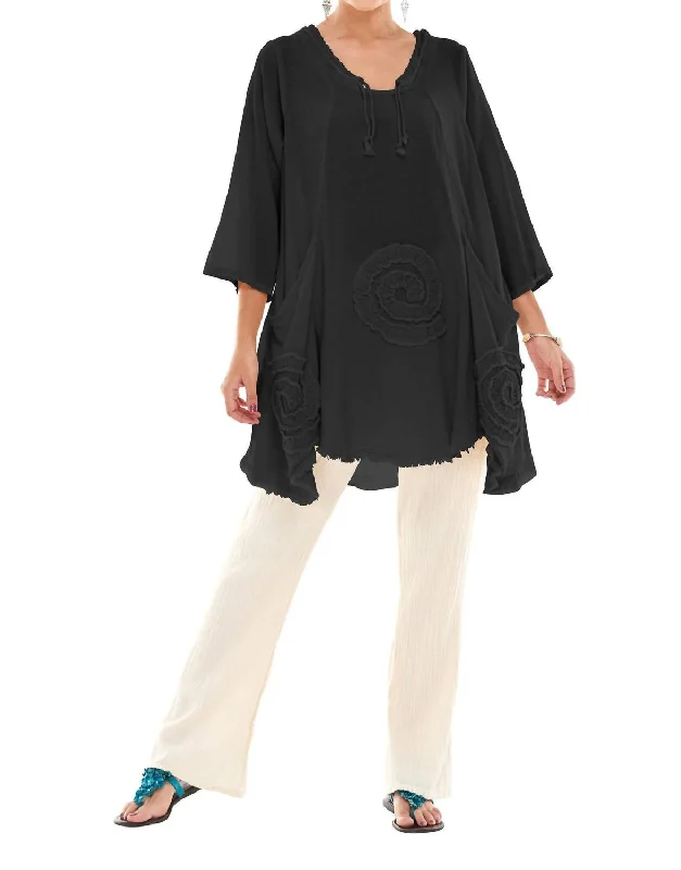 Circle Tunic Top In Black