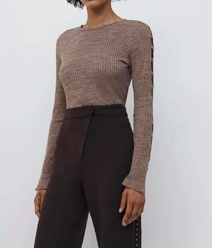 Tobie Compact Knit Top In Chocolate