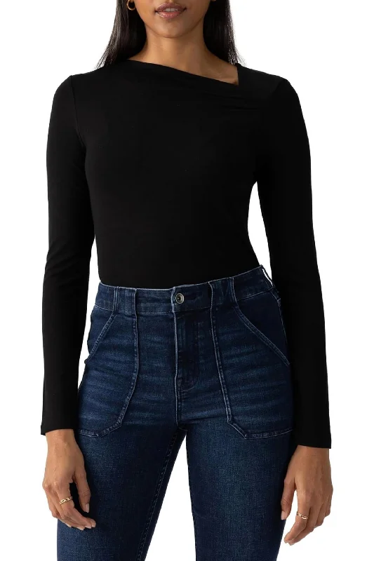 Asymmetrical Neck Top In Black