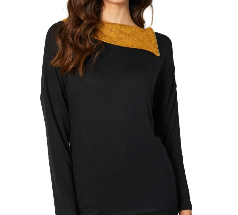 Zip Neck Top In Black/mango